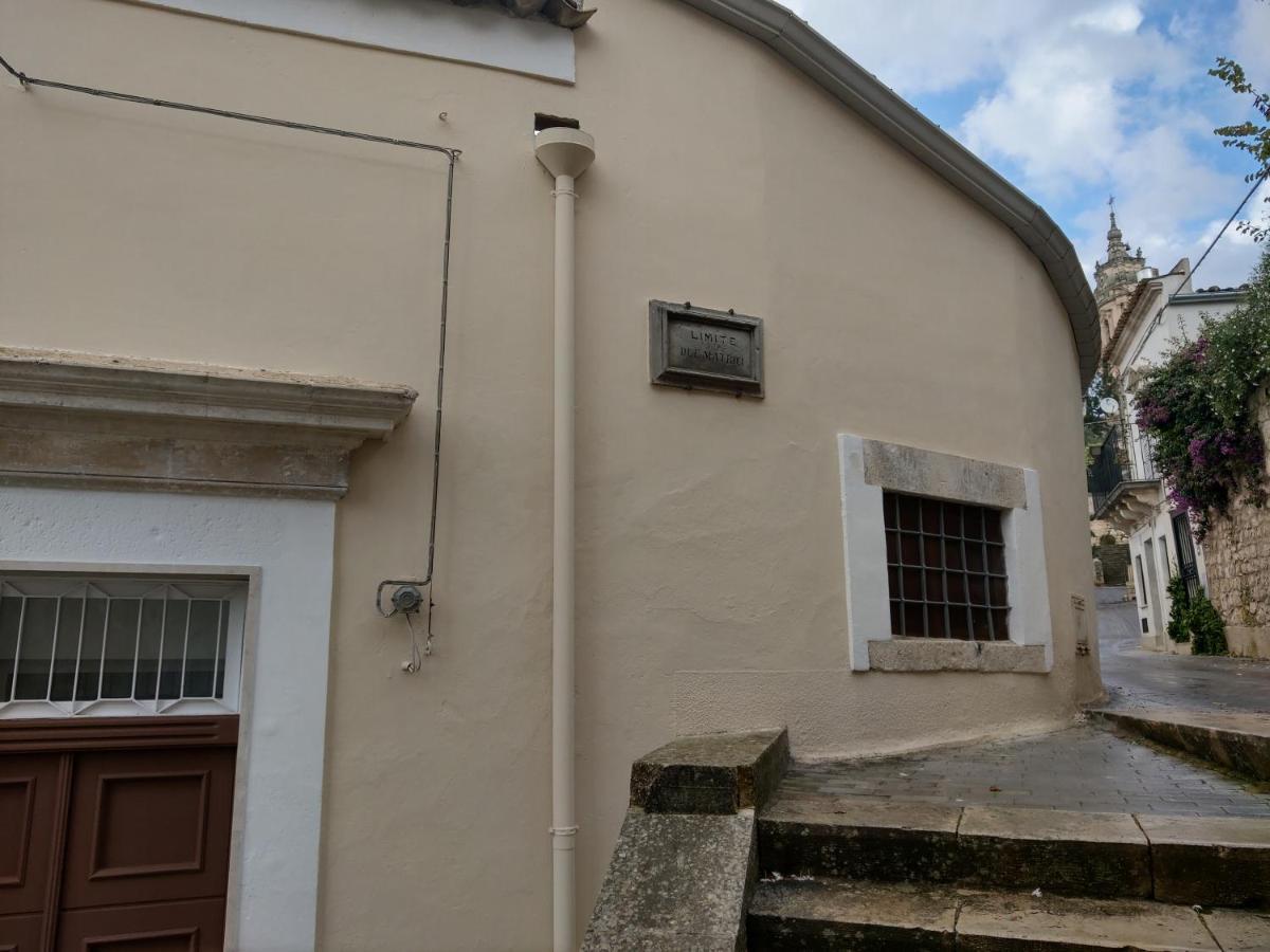 Casa Mavi Limite Delle Due Matrici Modica Exterior foto