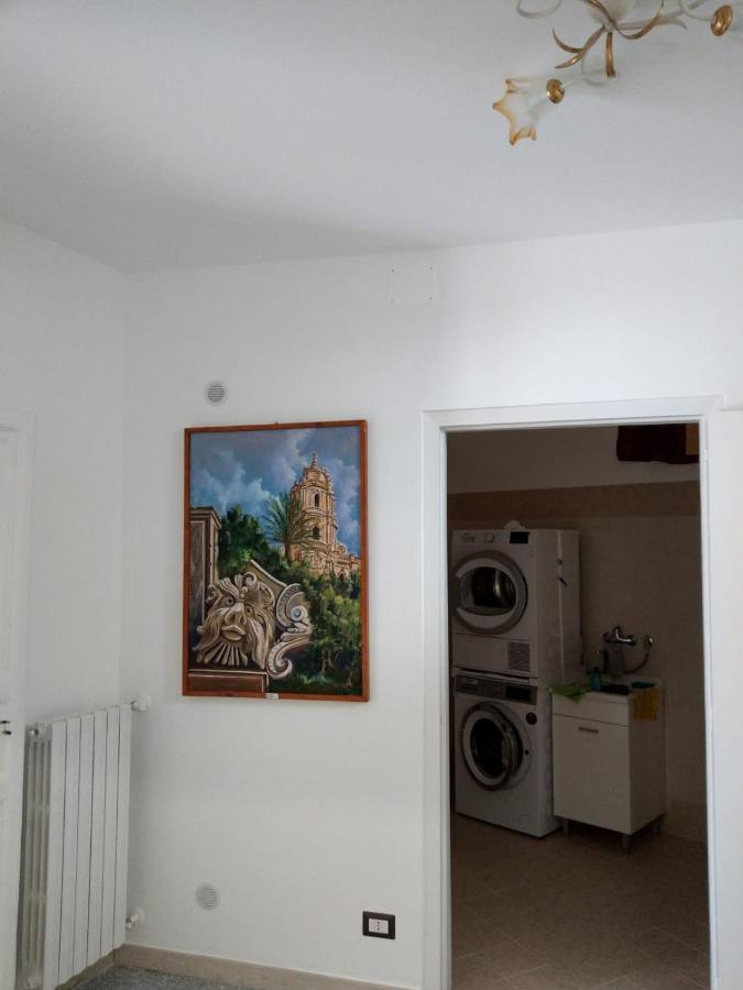 Casa Mavi Limite Delle Due Matrici Modica Exterior foto
